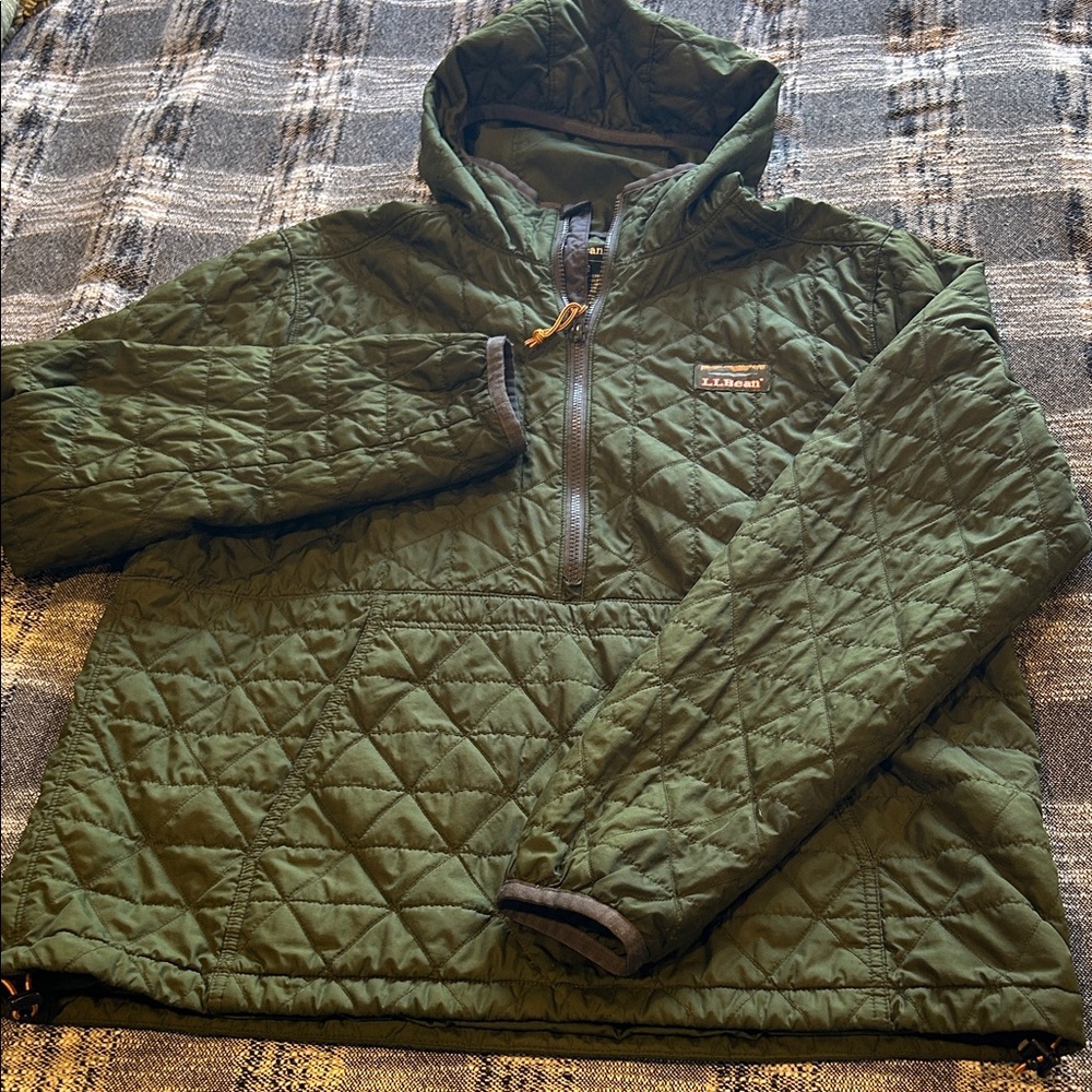L.L. Bean Men's Quilted Green Hooded Pullover Jacket